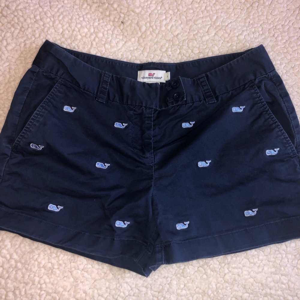 Women Vineyard Vine Shorts